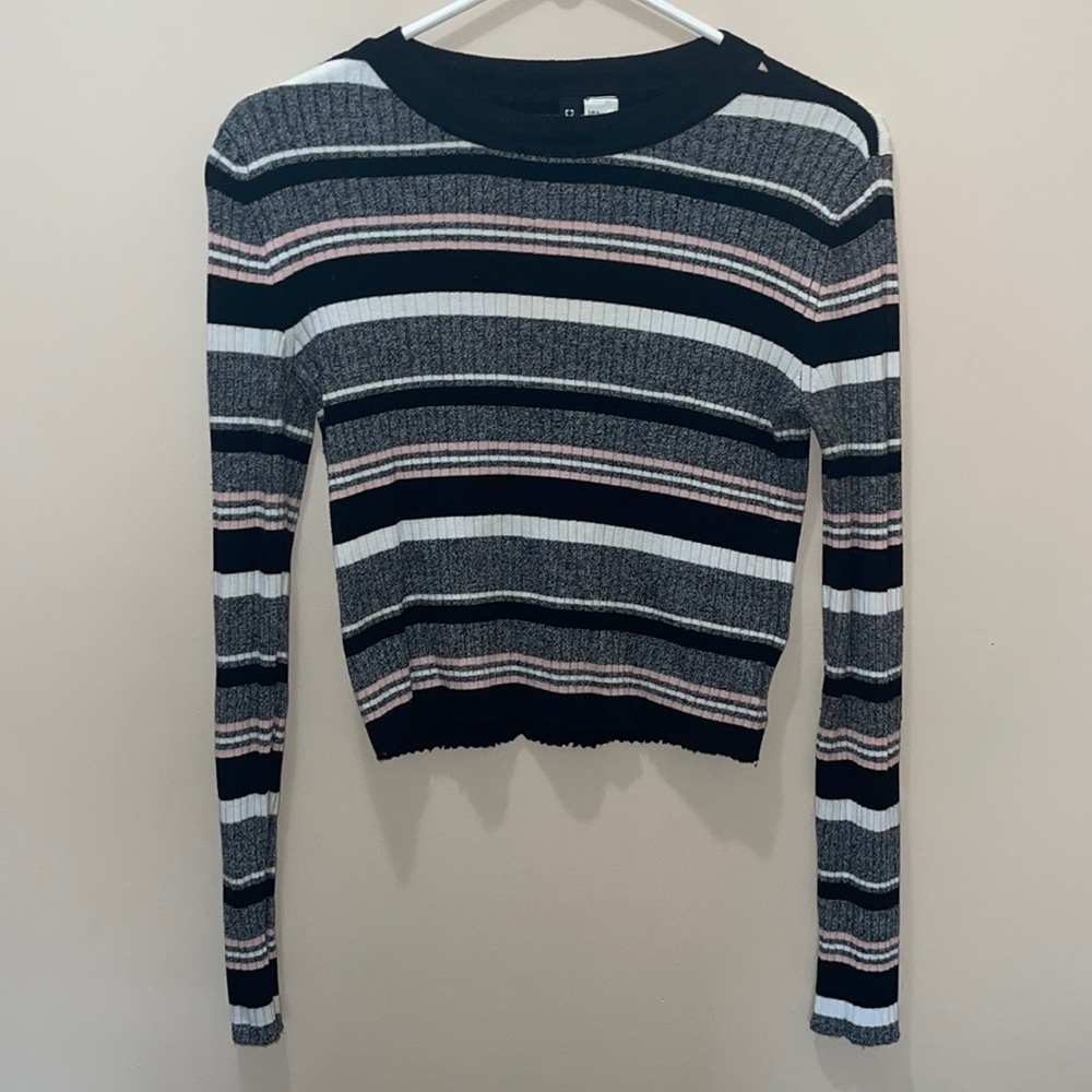 Cropped long sleeve